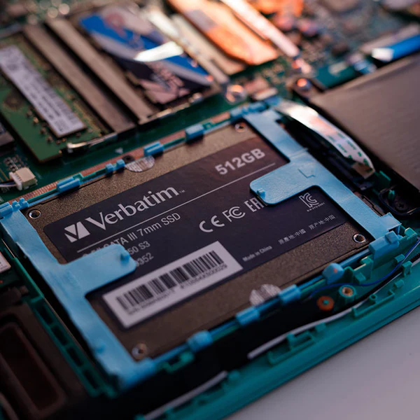 VERBATIM Vi550 512GB 2.5" – Image 4