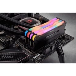 Corsair Vengeance RGB PRO Series 16Go (2x 8Go) DDR4 3200 MHz CL16 Noir prix maroc